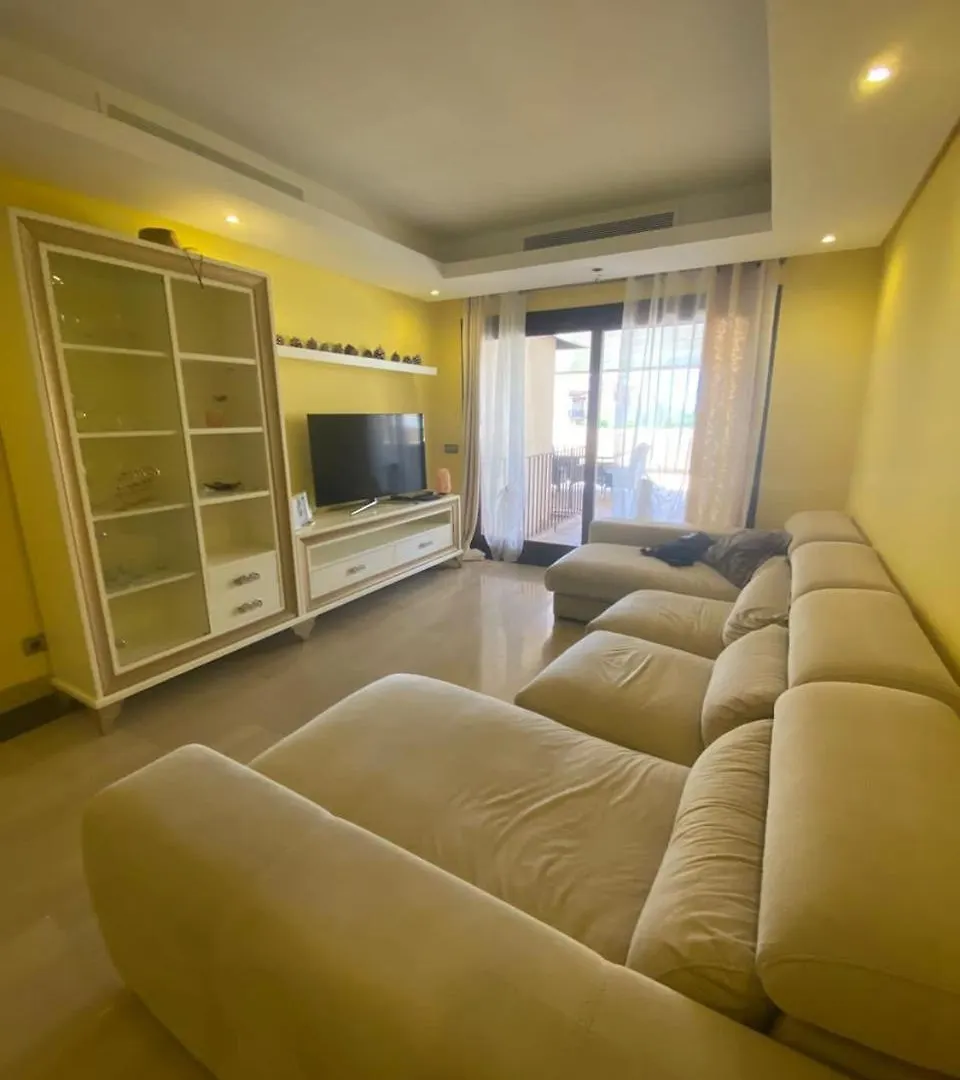 Apartamento En Primera Linea En Estepona Spain
